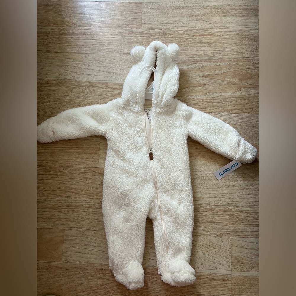 Carter’s clothe 6M